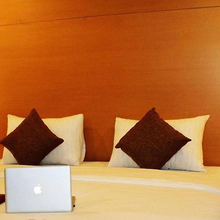Grand Asia Hotel Makasar Pokój zdjęcie