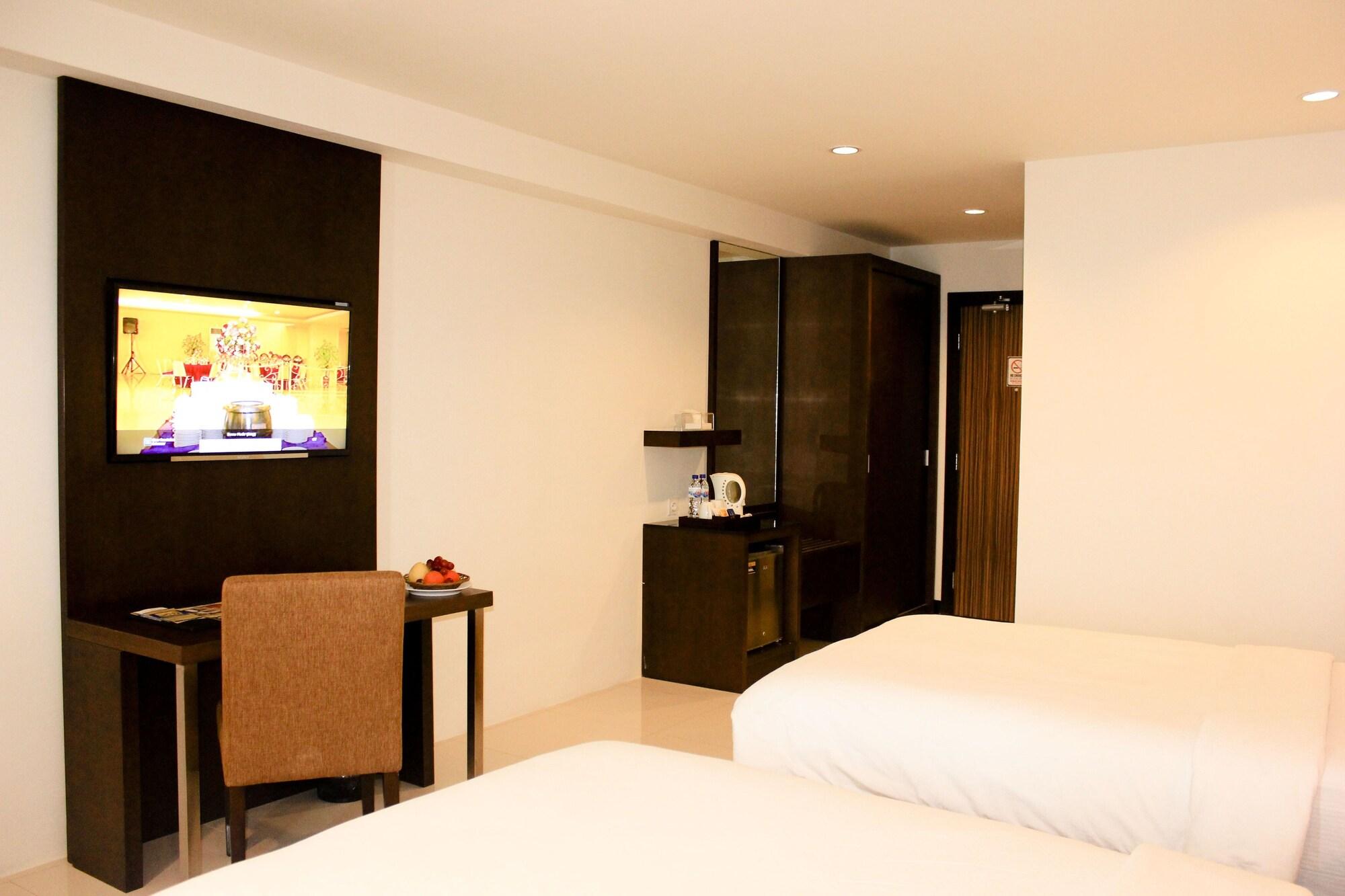 Grand Asia Hotel Makasar Zewnętrze zdjęcie