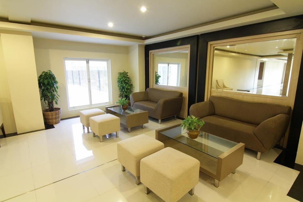 Grand Asia Hotel Makasar Zewnętrze zdjęcie